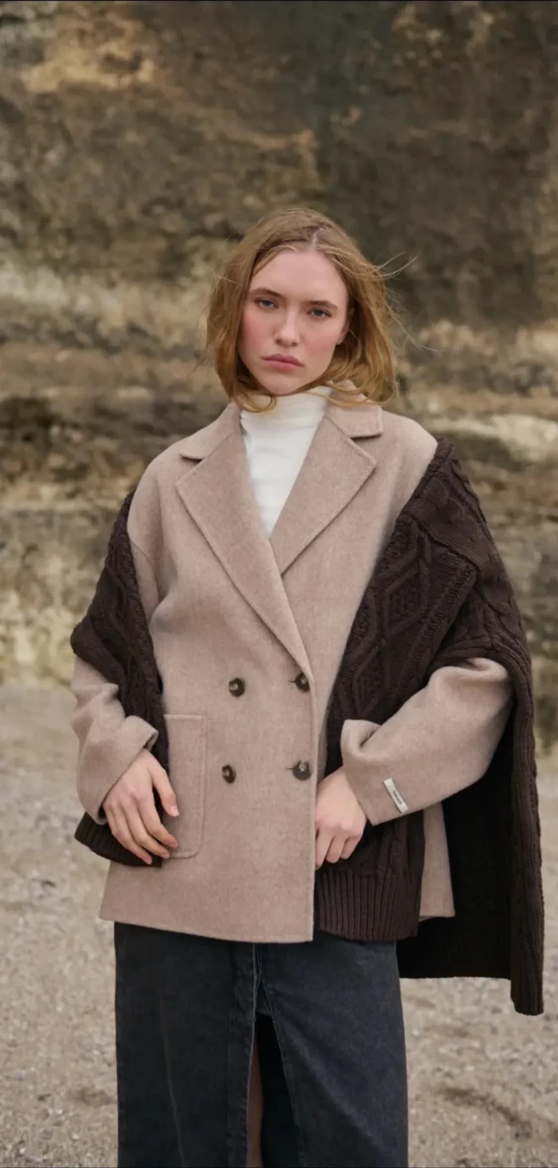 Veste Sammie en laine taupe, de face